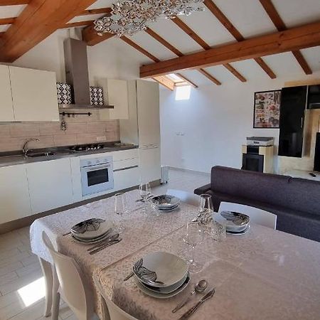 Casa Elsa Apartment Torri Del Benaco Ngoại thất bức ảnh
